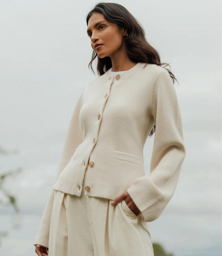 Joan | Elegant Cardigan